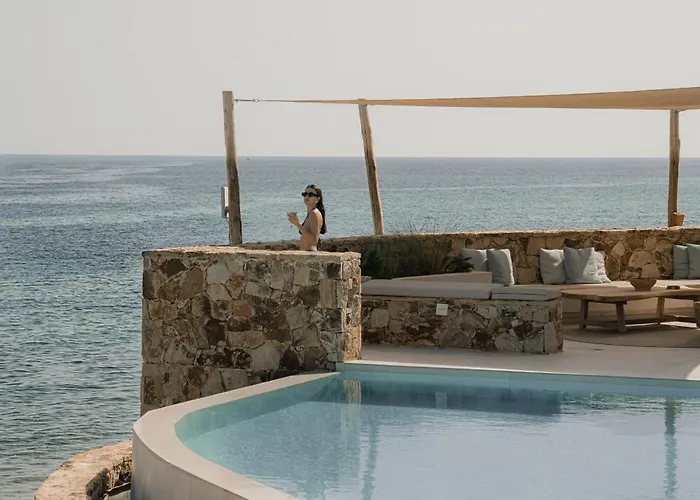 Hotel Myra Kawala