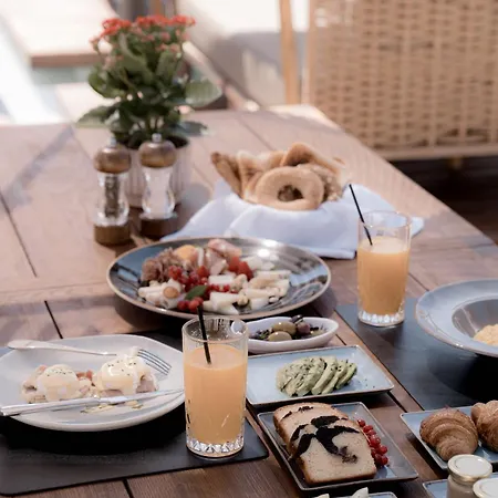 Myra Hotel Kavala